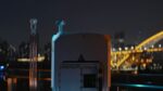 DJI Dock 4 bei Nacht im Stadtgebiet